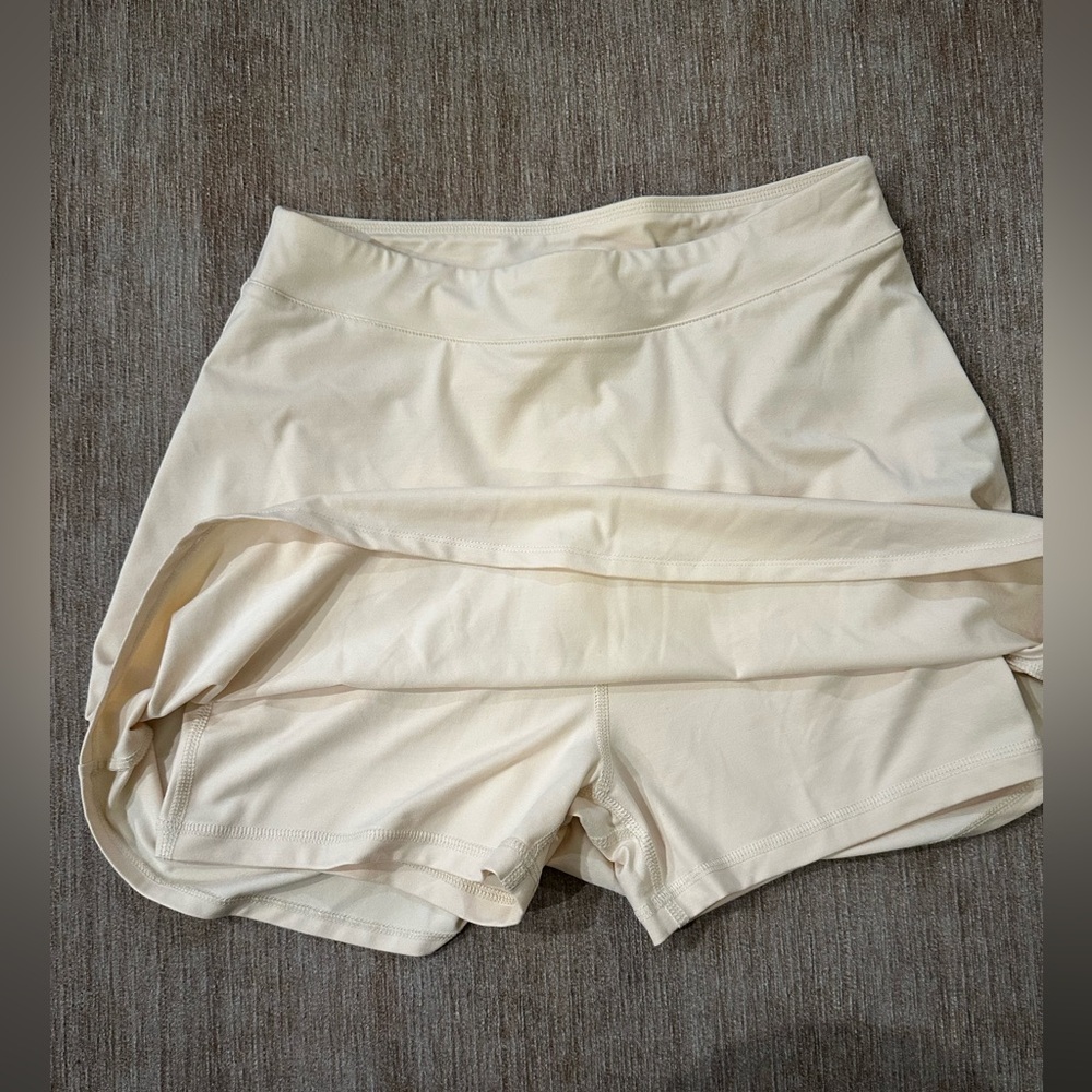 reformation Skirt with shorts underneath - Picture 2 of 3